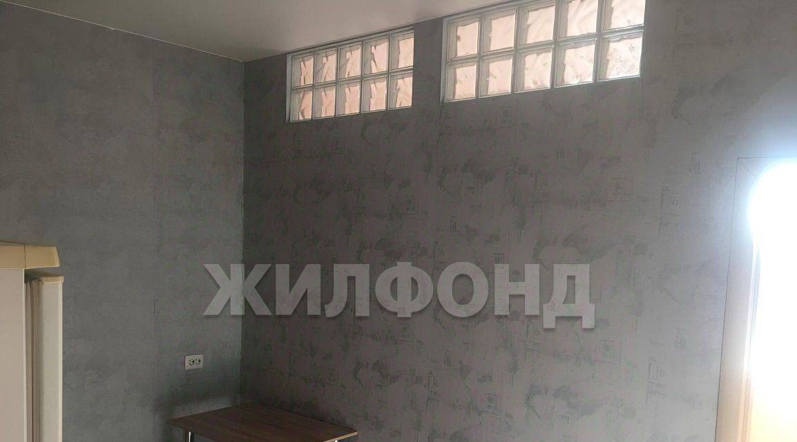 квартира г Кемерово р-н Центральный пр-кт Московский 8к/2 фото 7