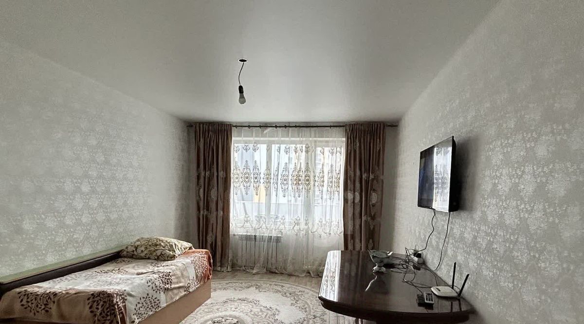 квартира г Саратов р-н Кировский ул им Лисина С.П. 14а фото 7