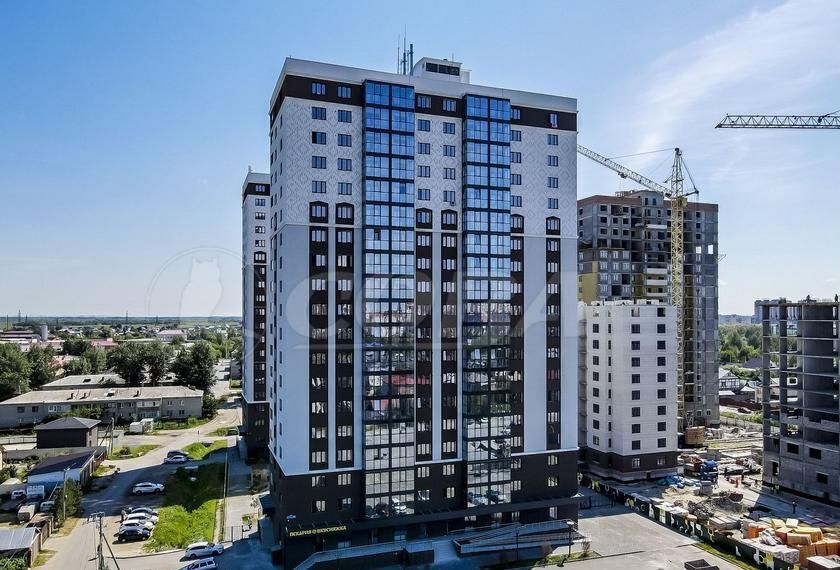 квартира г Тюмень р-н Ленинский ул Тальниковая 3 фото 1