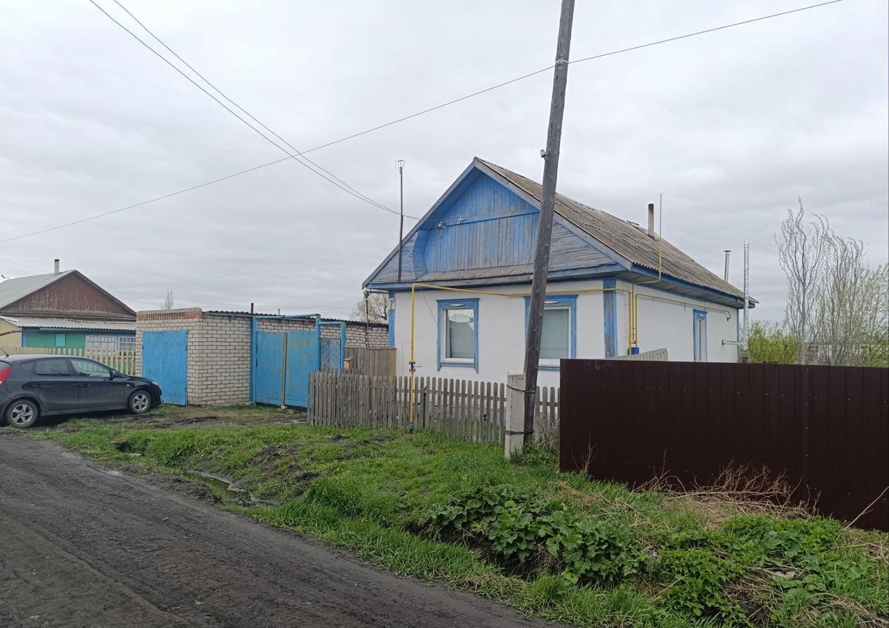 дом р-н Исилькульский г Исилькуль ул Лизы Чайкиной 2а фото 1