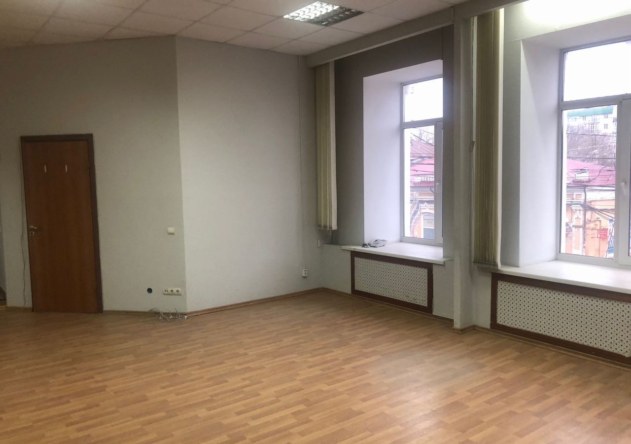 свободного назначения г Саратов р-н Волжский ул Московская 37 фото 1