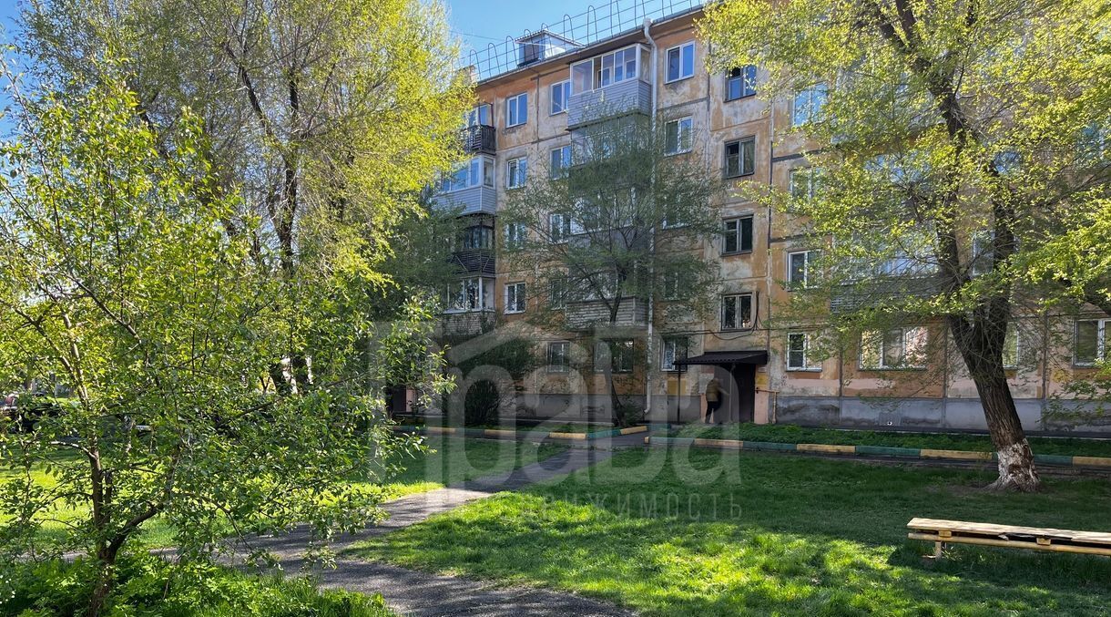 квартира г Красноярск р-н Свердловский ул Семафорная 205а фото 2