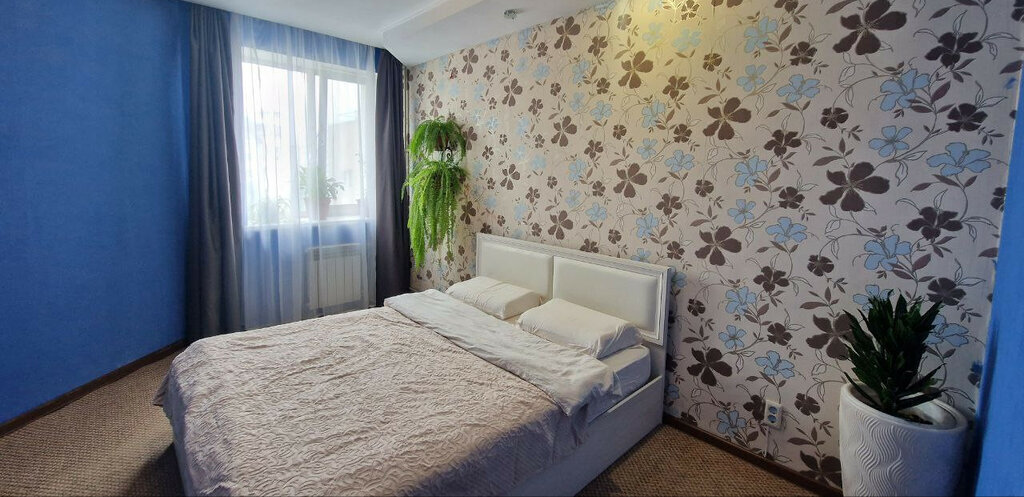 квартира г Саратов р-н Октябрьский ул Бахметьевская 34/42 фото 1