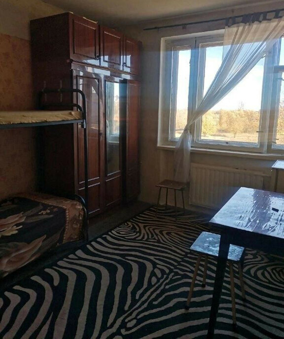 комната г Колпино ул Октябрьская 61 метро Обухово фото 2