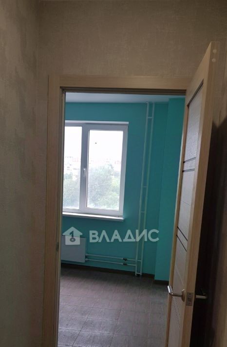 квартира г Волгоград р-н Тракторозаводский ул Героев Тулы 7 фото 4