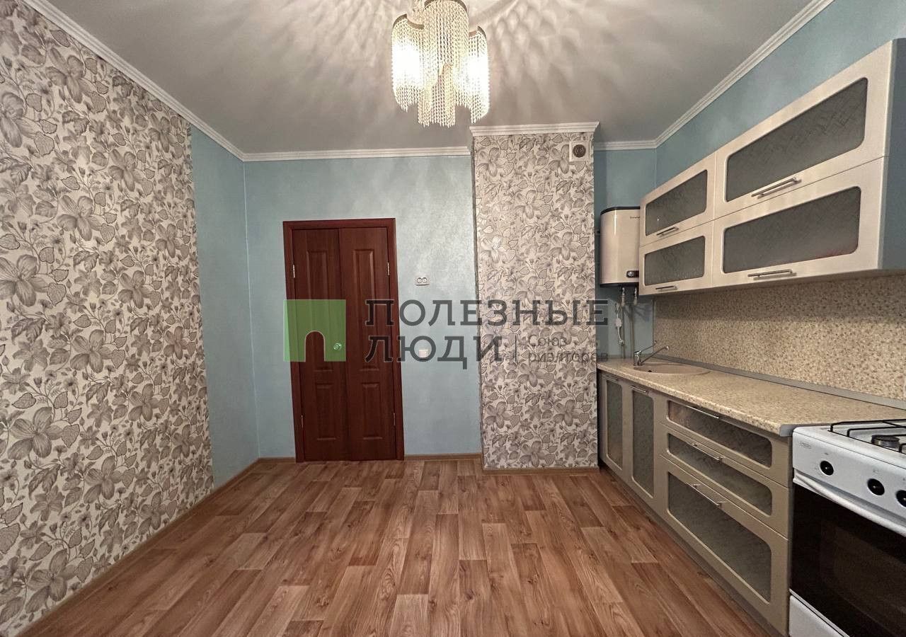 квартира г Саратов р-н Кировский Солнечный 2 ул им Батавина П.Ф. 13 фото 4