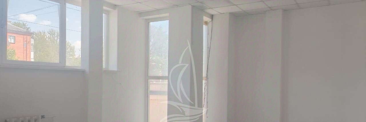 торговое помещение г Первоуральск ул Ватутина 81 фото 3