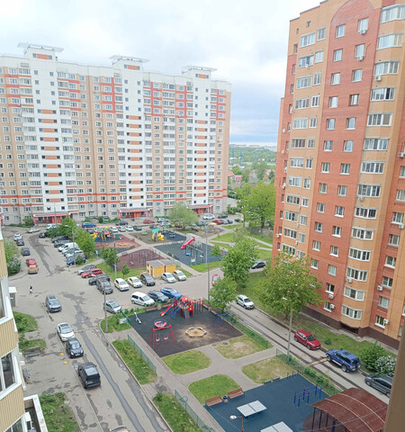 Новомосковский м-н, улица Чехова, 2 фото