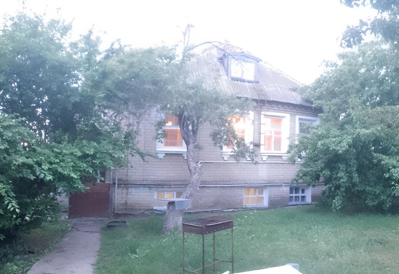 дом г Волгоград р-н Дзержинский ул им. генерала Гурова 26 фото 1