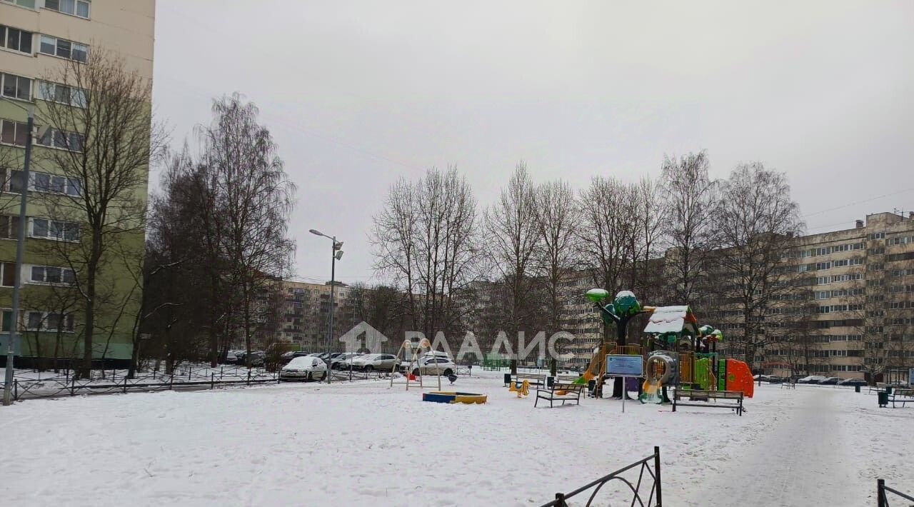 квартира г Санкт-Петербург метро Проспект Просвещения пр-кт Культуры 15к/6 фото 11