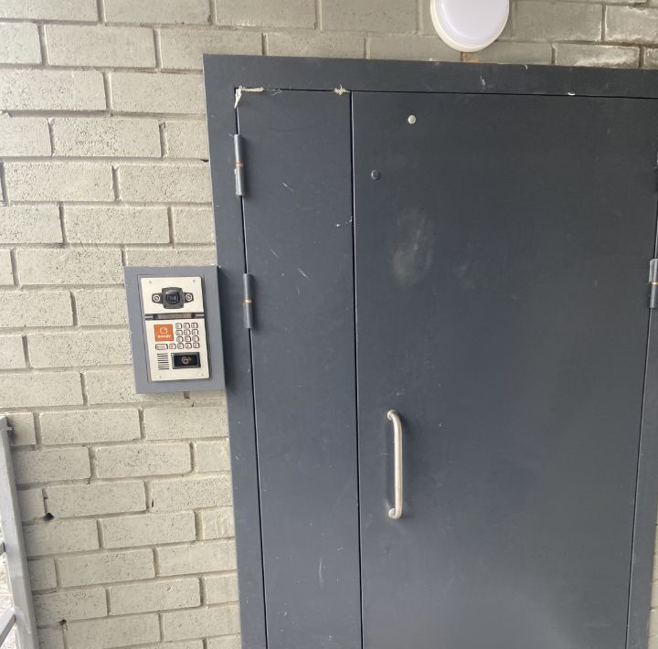 квартира г Барнаул р-н Октябрьский ул Петра Сухова 34 дом на ул. Петра Сухова, 34 фото 9