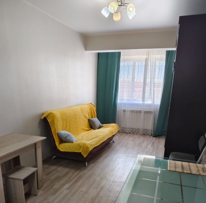 квартира г Шелехов кв-л 1-й 3 фото 2