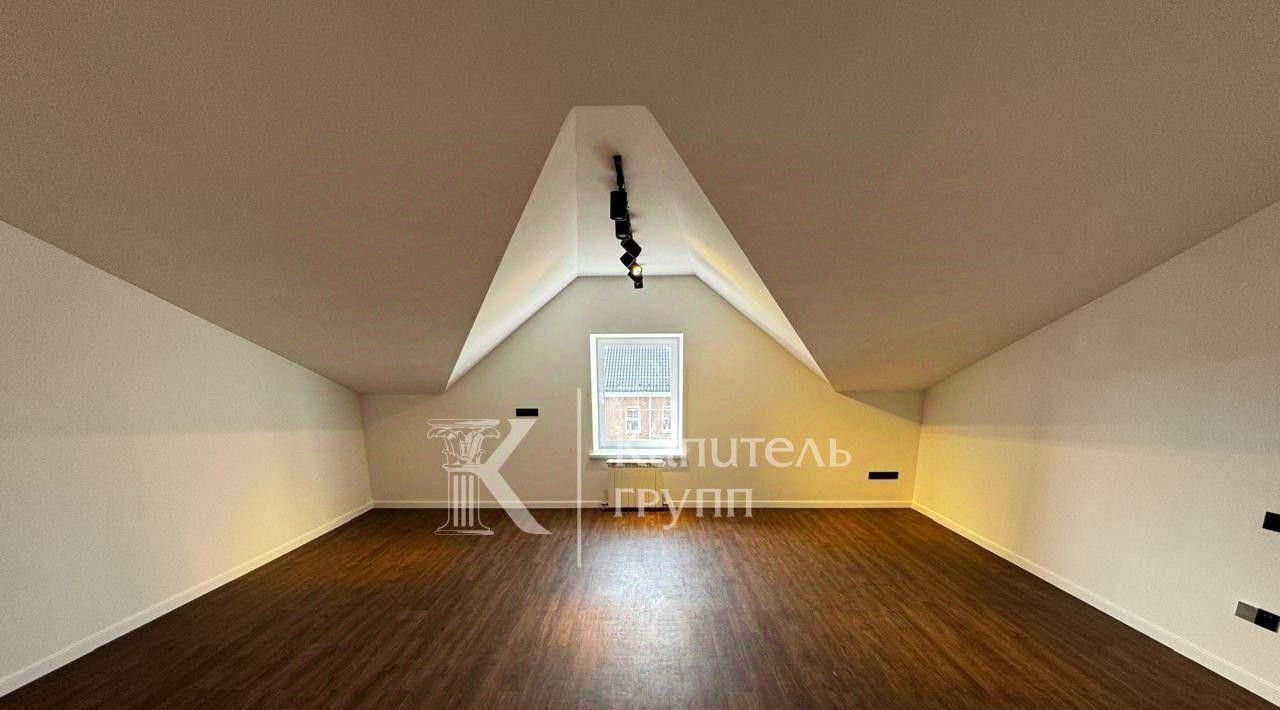 дом г Тюмень р-н Калининский ул Василия Борисова 11 фото 14