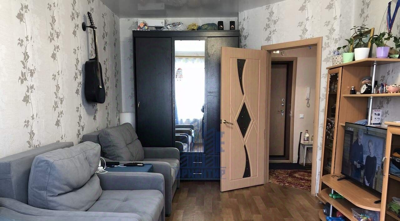 квартира г Чебоксары р-н Калининский б-р Эгерский 42к/1 фото 5