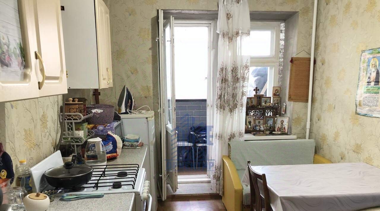 квартира г Чебоксары р-н Калининский б-р Эгерский 42к/1 фото 12