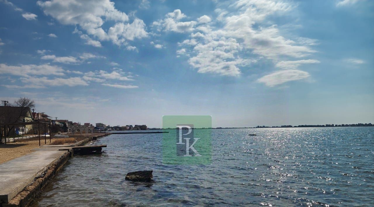 земля г Евпатория пгт Мирный пр-кт Мира 17 фото 1