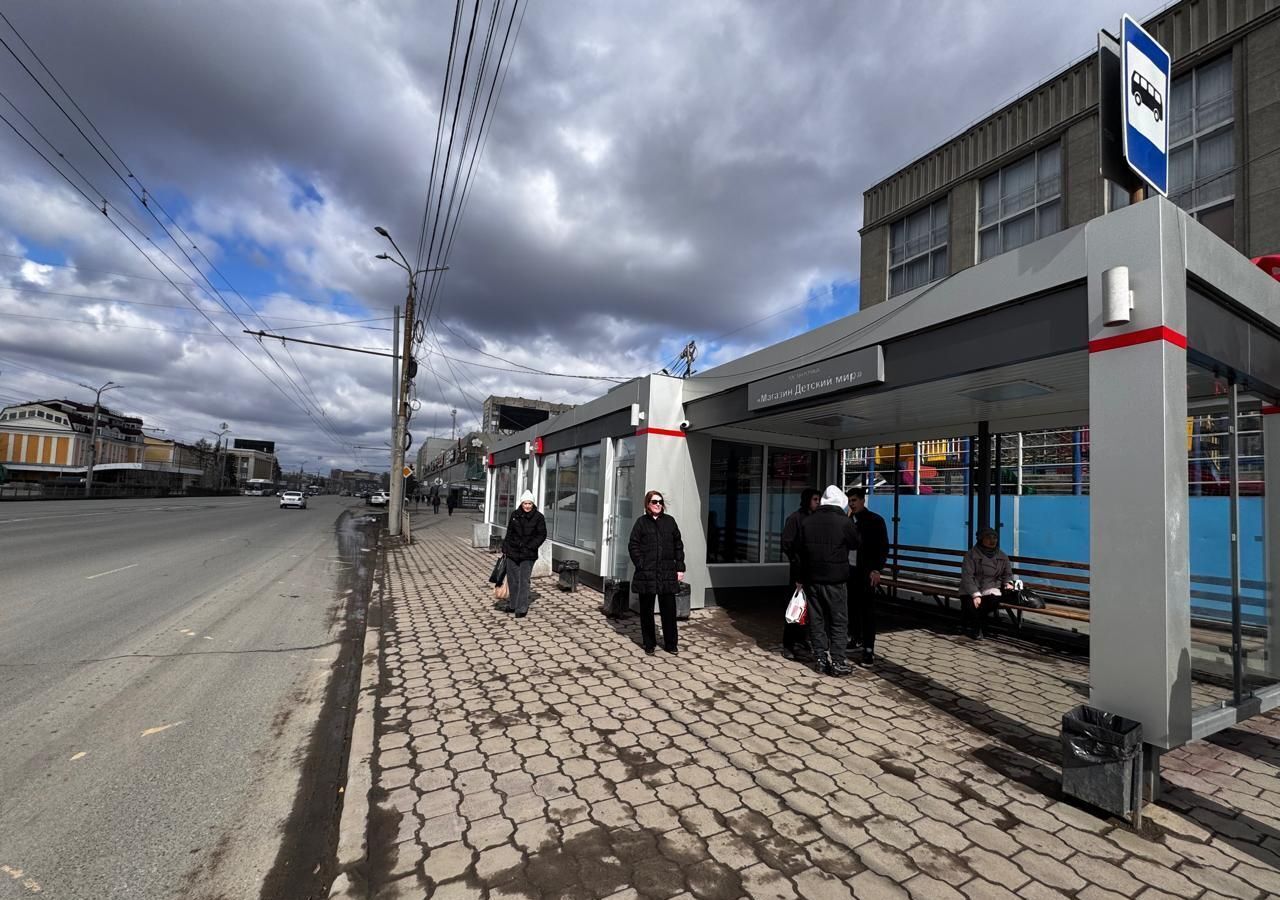торговое помещение г Омск р-н Центральный пр-кт Карла Маркса 7 фото 2