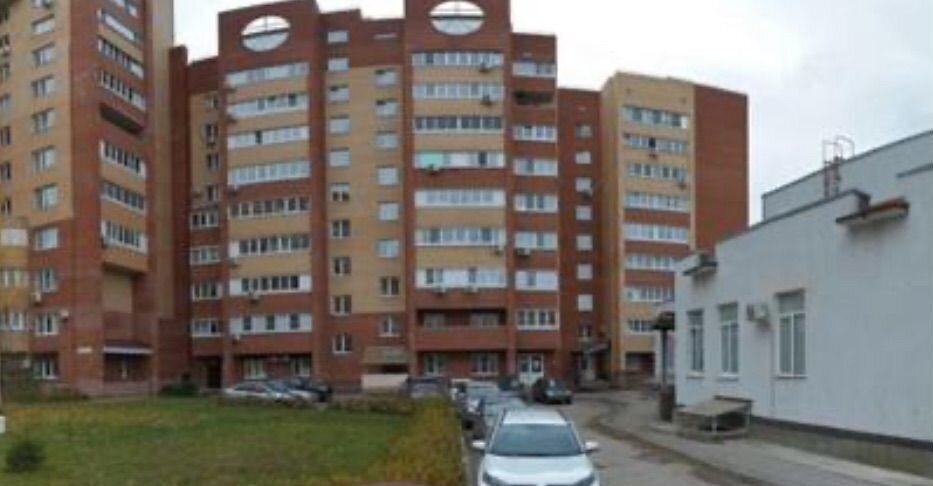 квартира г Тольятти р-н Автозаводский ул 40 лет Победы 19б фото 12