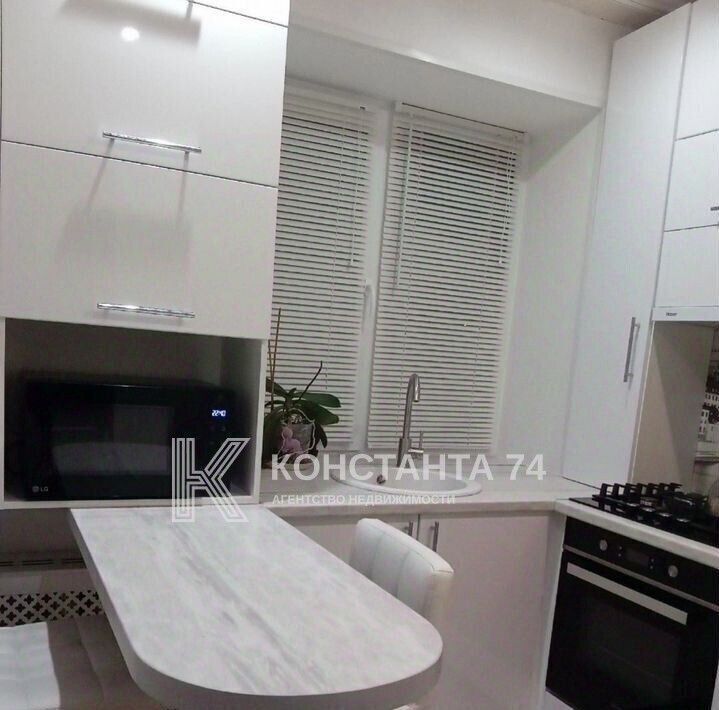 квартира г Челябинск р-н Тракторозаводский ул Героев Танкограда 27 фото 2