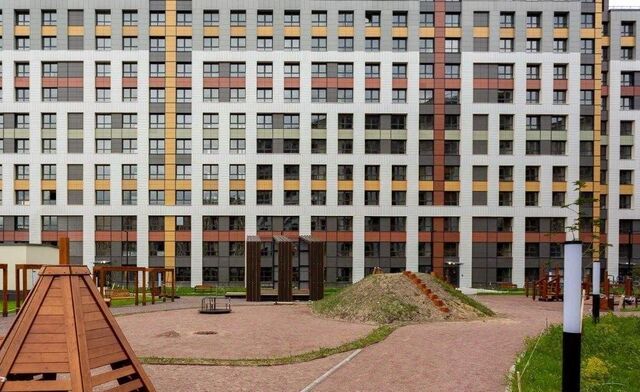 метро Комендантский Проспект дом 87к/1 округ Юнтолово фото