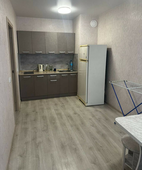квартира г Волгоград ул им. Быстрова 273 фото 1