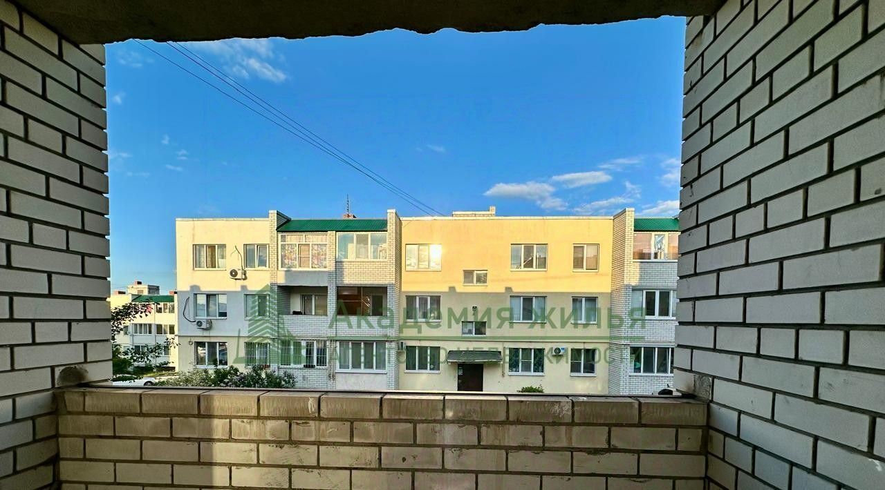квартира г Саратов р-н Волжский ул Хрустальная 68б фото 7
