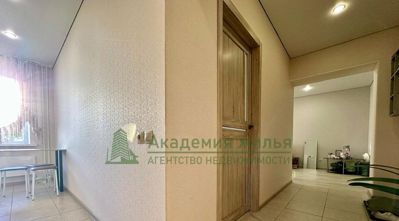 квартира г Саратов р-н Волжский ул Хрустальная 68б фото 10