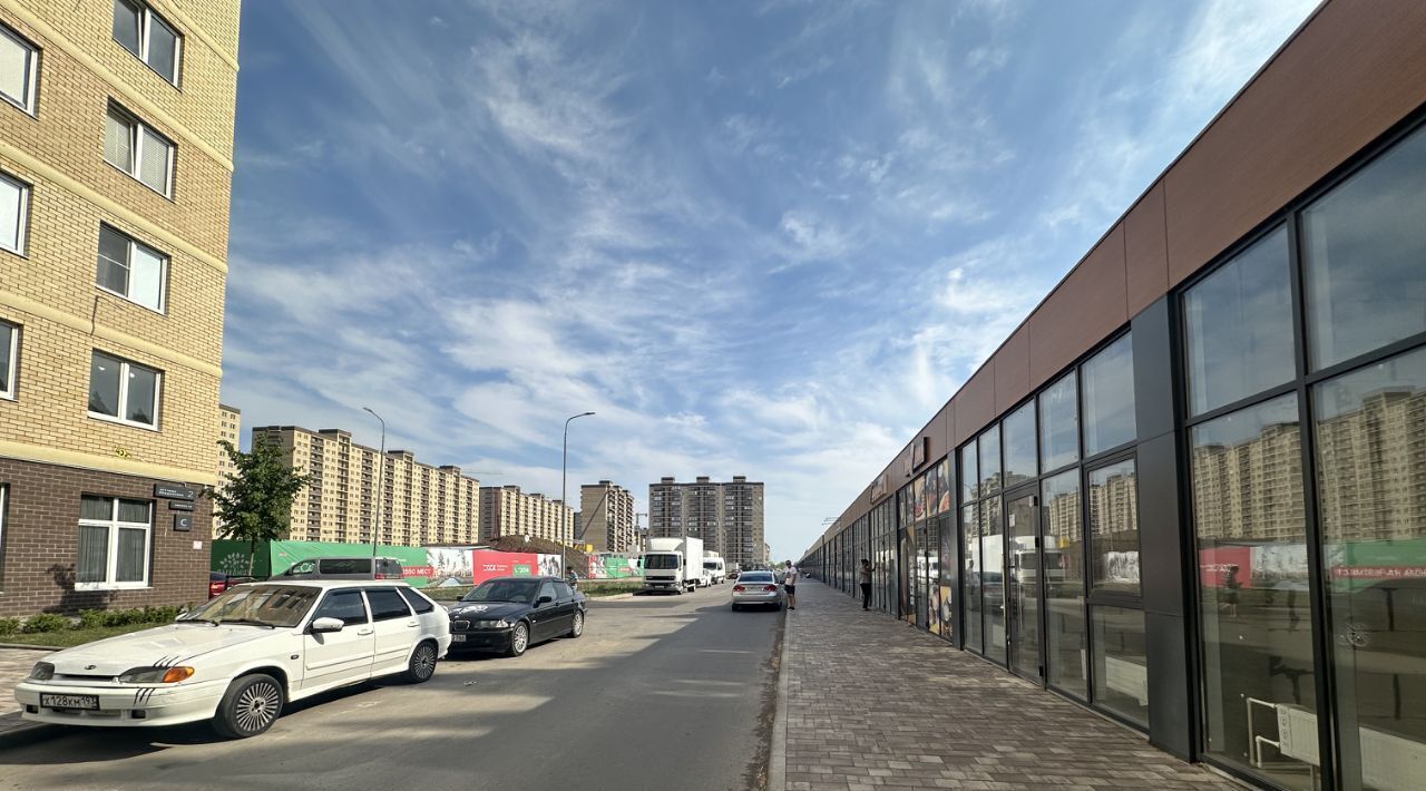 торговое помещение г Краснодар р-н Прикубанский ул им. лётчика Позднякова 2 фото 3