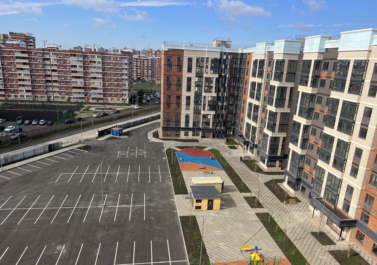 квартира г Краснодар р-н Прикубанский ул им. генерала Корнилова 9к/3 фото 3