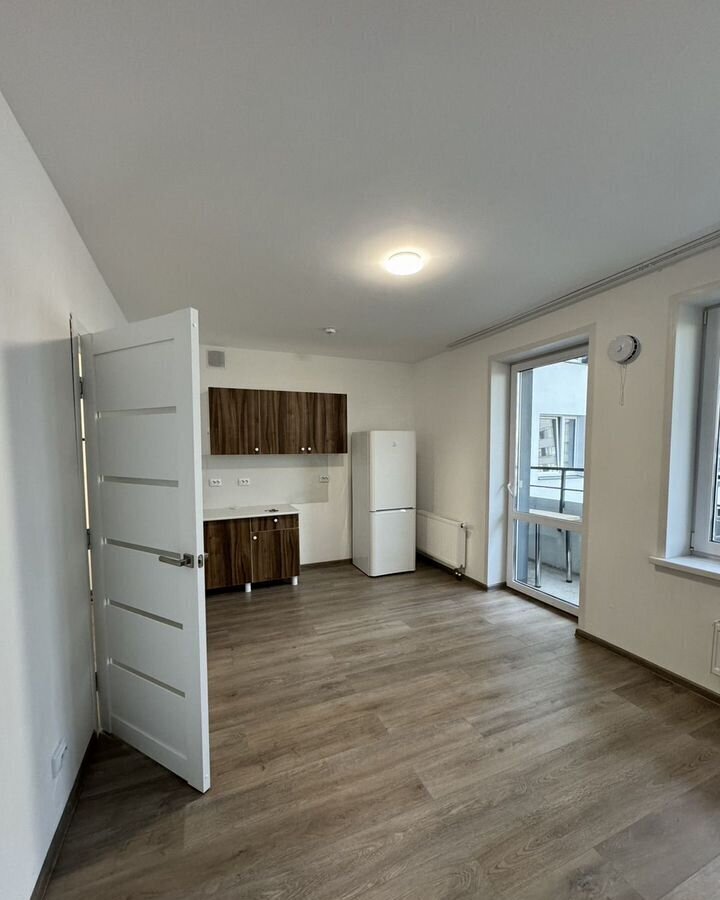 квартира г Екатеринбург Академический ул Академика Ландау 49 фото 1