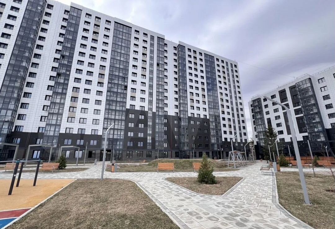 квартира г Иркутск р-н Октябрьский ул Ивана Доронина 9/1 фото 17