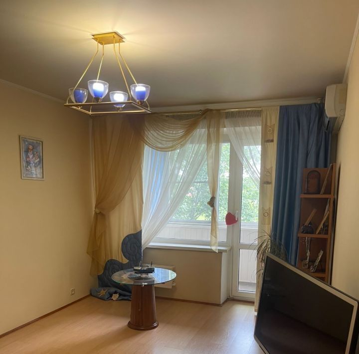 квартира г Тольятти р-н Автозаводский 21 квартал ул 40 лет Победы 24 фото 7