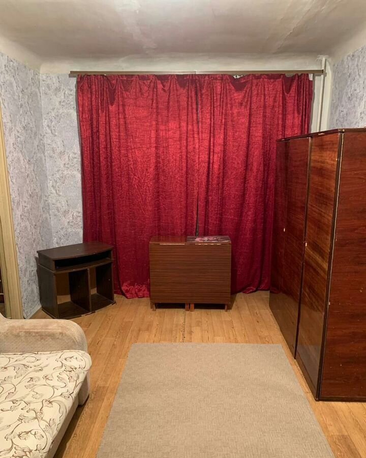квартира г Волгоград р-н Тракторозаводский ул им. Патриса Лумумбы 10 фото 1