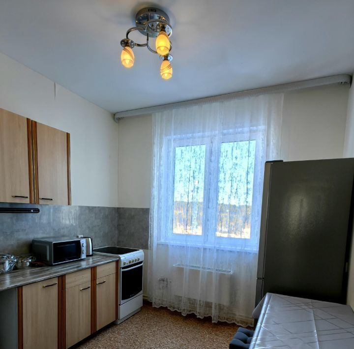квартира г Нягань р-н мкр 10 15 фото 3