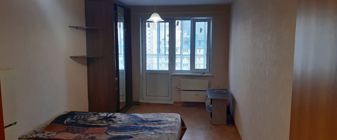 квартира г Красноярск р-н Свердловский ул Карамзина 12 фото 1