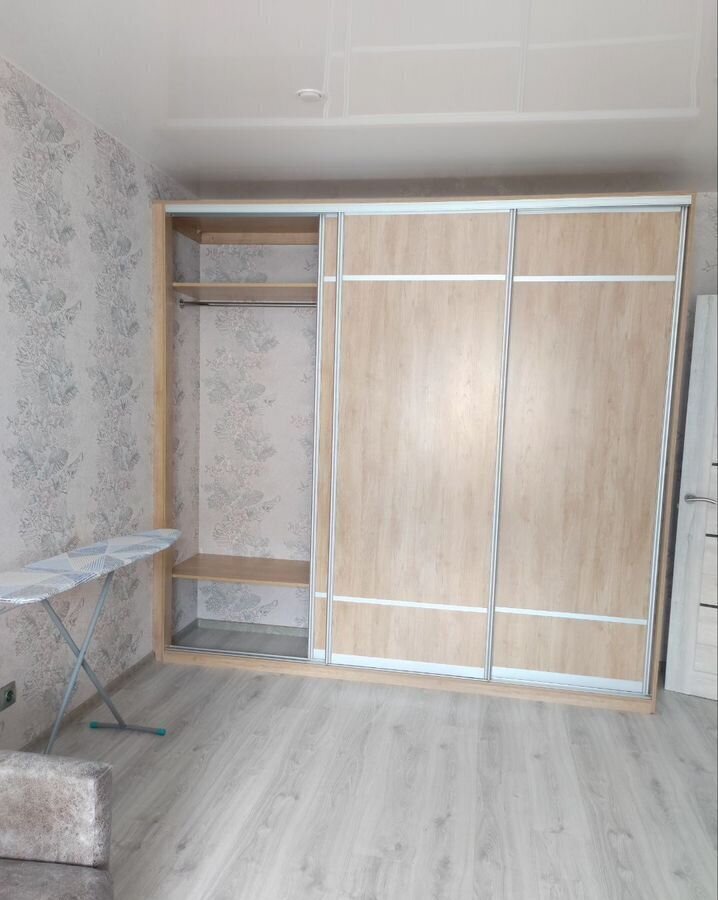 квартира г Омск р-н Центральный ул 21-я Амурская 51 фото 12