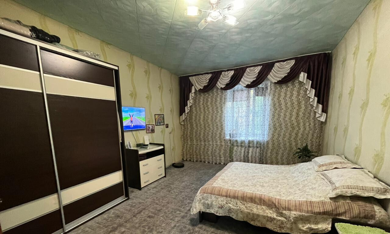 квартира г Черногорск р-н кв-л Южный ул Чайковского 15б м-н фото 15