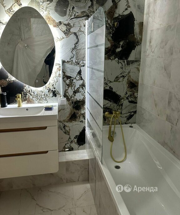 квартира г Екатеринбург Чкаловская ул Академика Ландау 1 фото 8