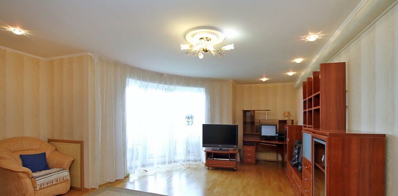 квартира г Пермь р-н Дзержинский ул Василия Каменского 10а фото 8