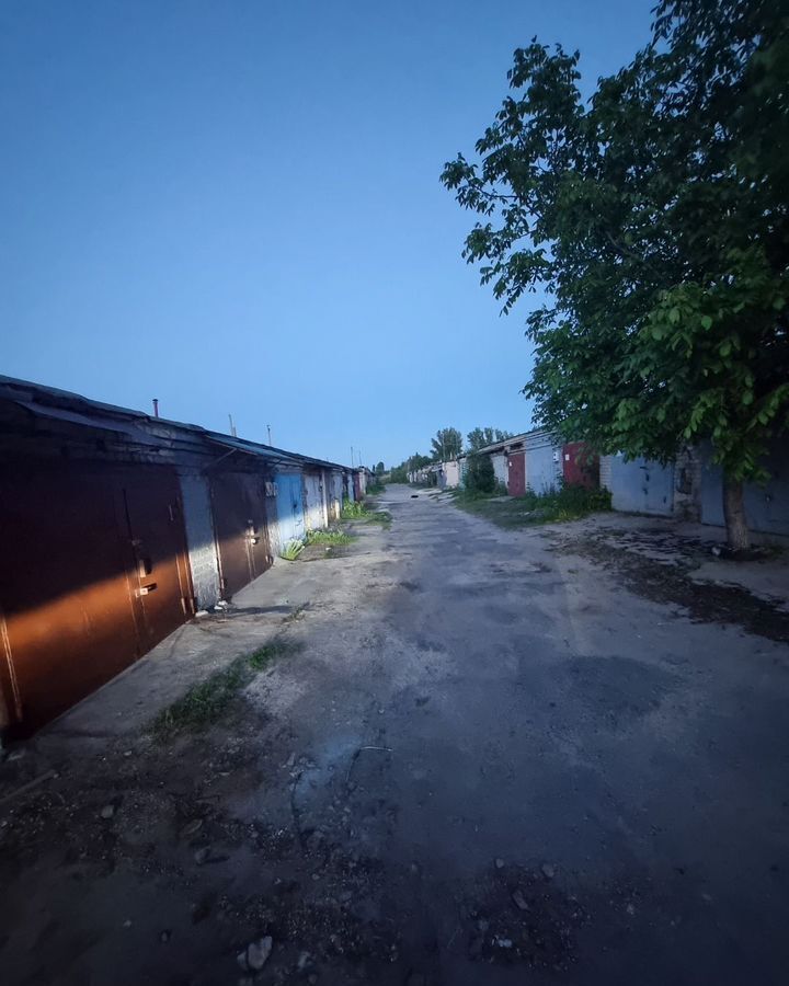 гараж г Волгоград р-н Советский ул им. Качуевской 12 фото 1
