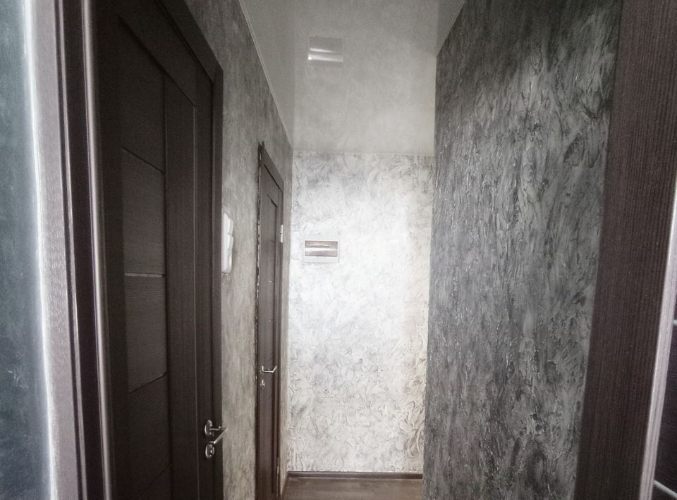 квартира г Волгоград р-н Краснооктябрьский ул им. Репина 13 фото 17