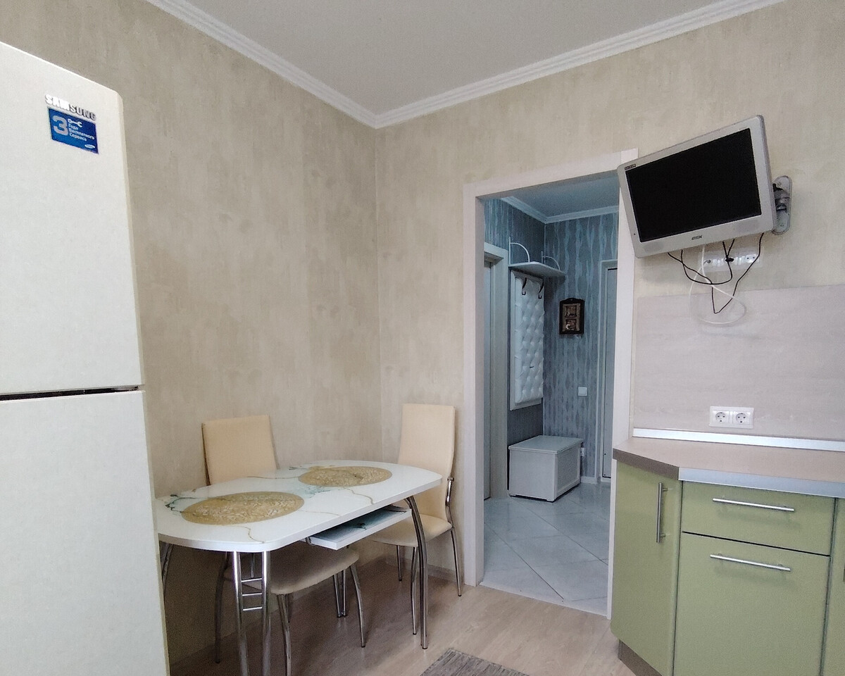 квартира г Саратов р-н Октябрьский ул Новоузенская 46/52 фото 3