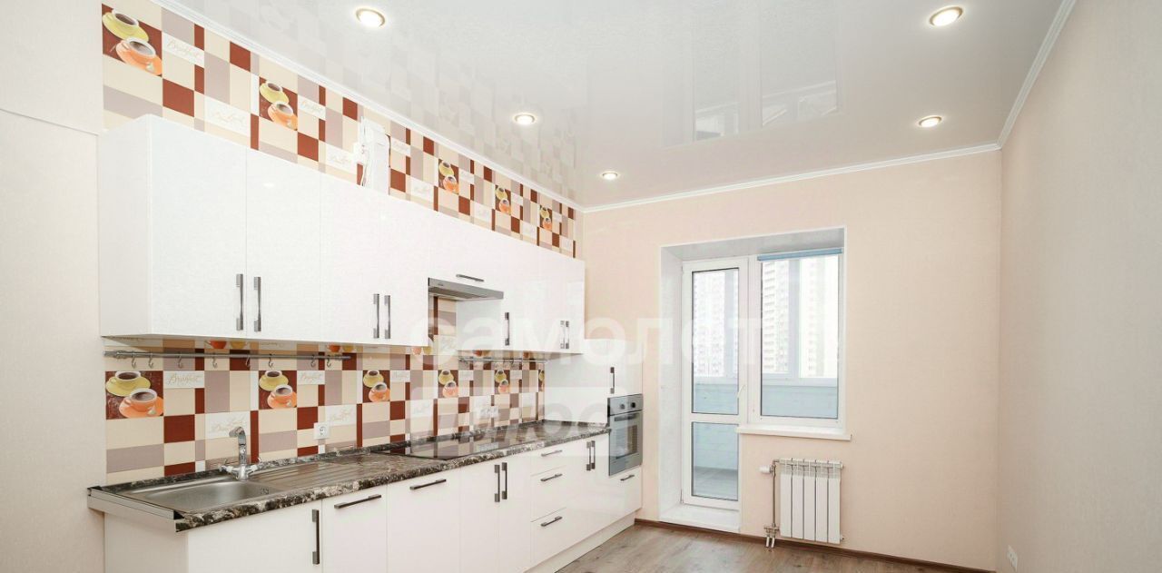 квартира г Омск р-н Кировский ул Перелета 23 фото 2