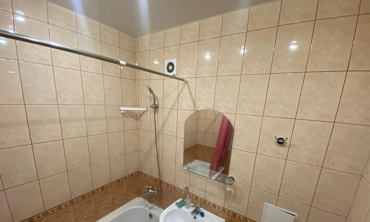 квартира г Таганрог Адмирала Крюйса, 23 к 7 фото 17