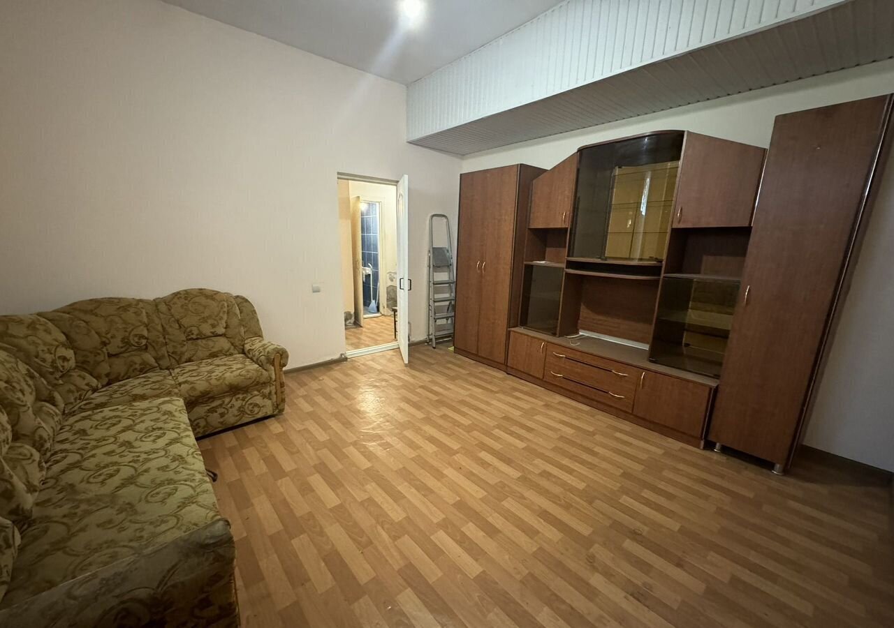 квартира р-н Ейский г Ейск ул Красная 53/5к 1 фото 1