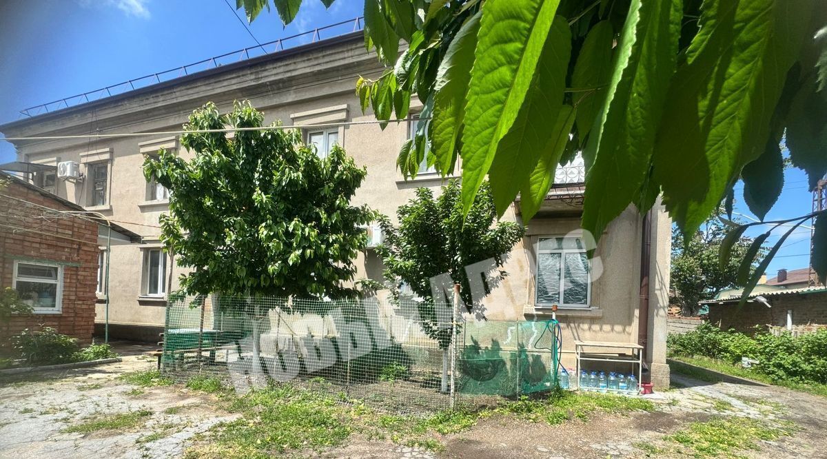 комната р-н Ейский г Ейск ул Пушкина 65 фото 1