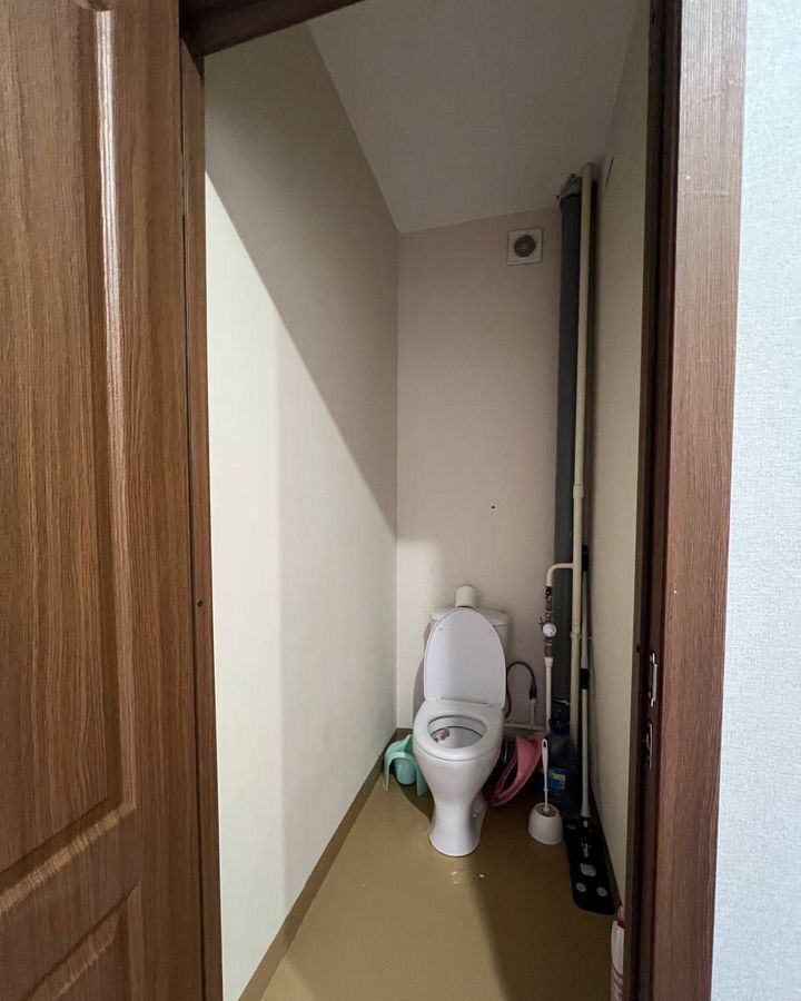 квартира г Омск р-н Центральный ул 21-я Амурская 79 фото 9