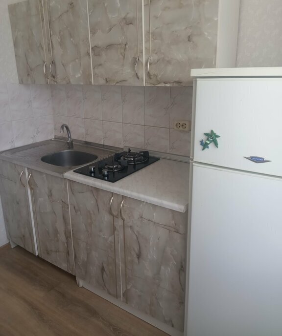 квартира г Феодосия пгт Орджоникидзе ул Нахимова 22 фото 11
