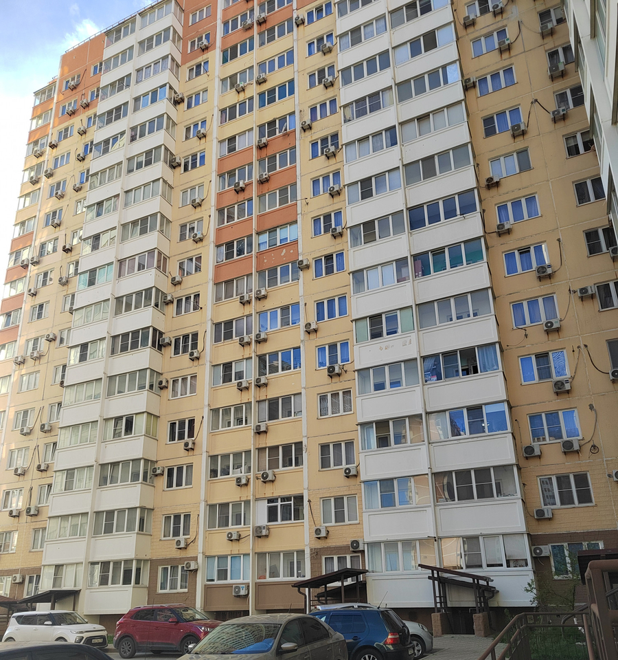 квартира г Новороссийск р-н Южный ул Суворовская 77 микрорайон «Малая Земля» фото 1