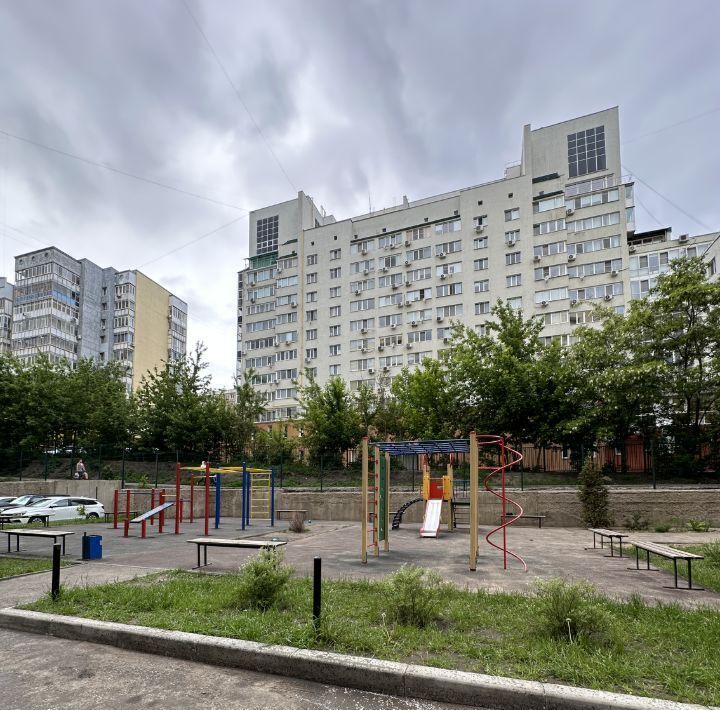 квартира г Саратов р-н Заводской проезд 4-й имени Н. Г. Чернышевского, 6Б фото 23